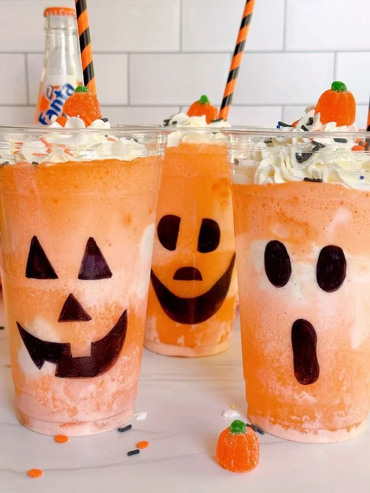 Fanta Jack O'Lantern Halloween Floats in a festive Halloween setting