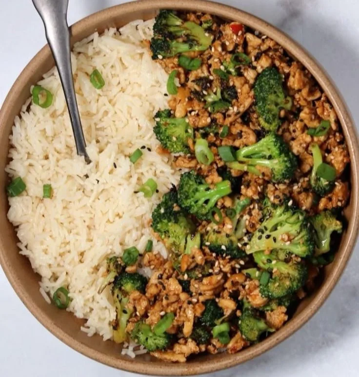 Spicy Chicken and Broccoli Stir-Fry